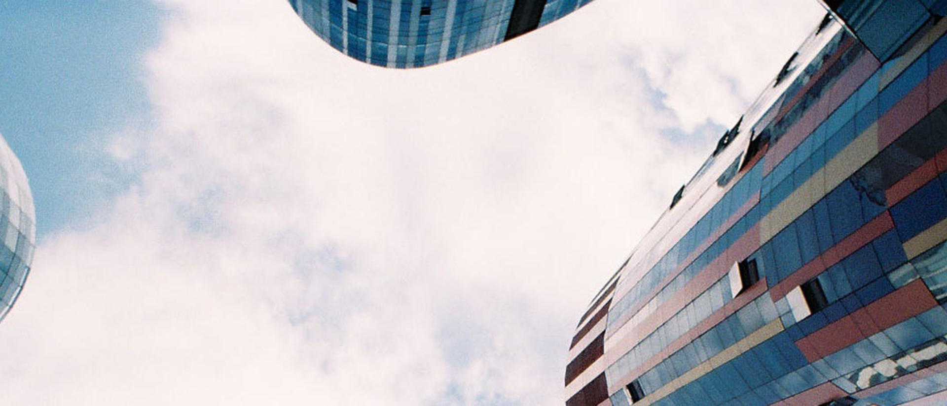 cropped_beijing_sky_detail_page_banner_from_unsplash