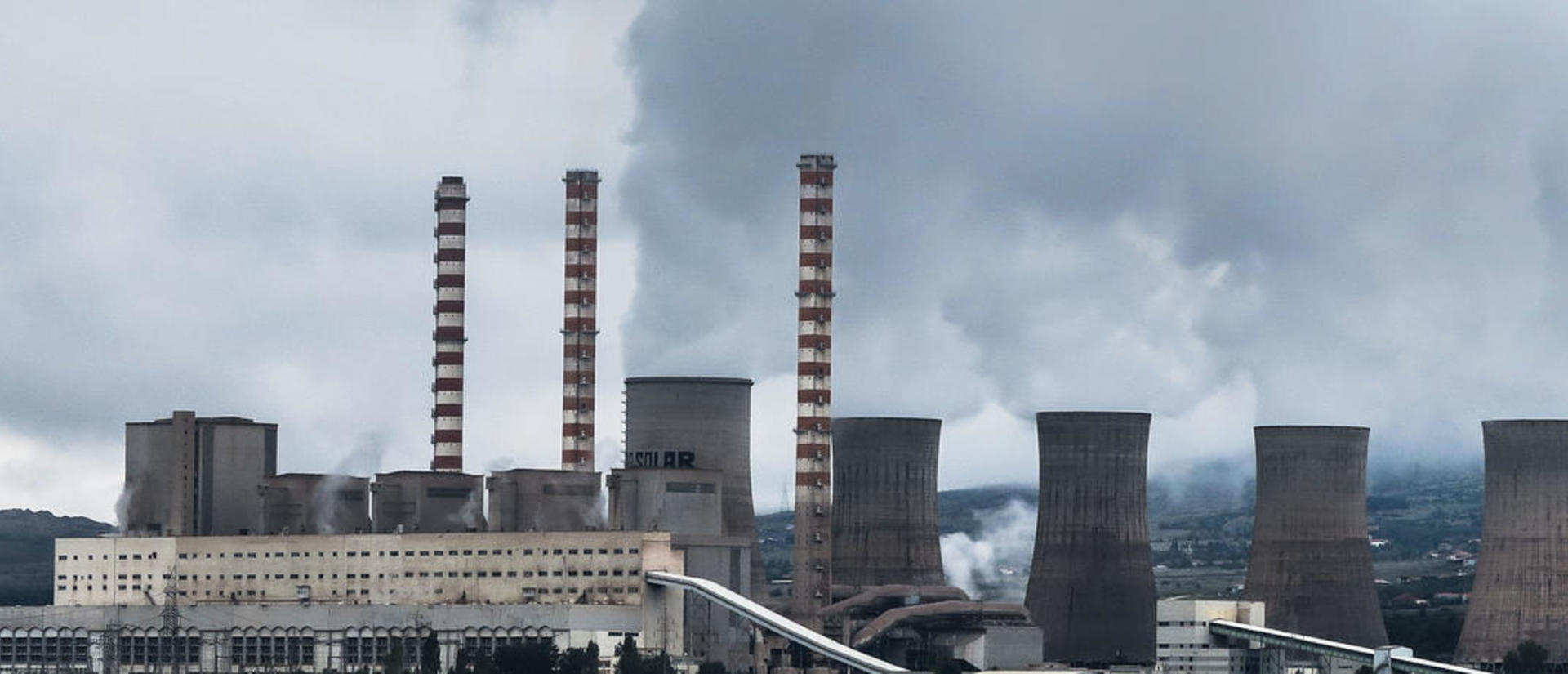 cropped_emissions_detail_research_page_banner_from_unsplash